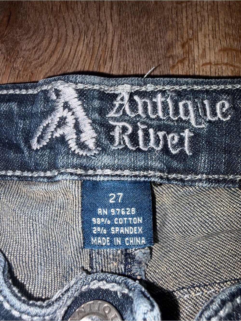 Antique Women’s Boot Cut Jeans - Faded Blue Wash - Picture 3 of 3